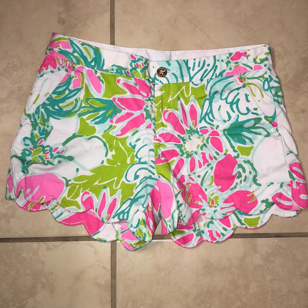 Lilly Pulitzer Printed Buttercup Scalloped Short